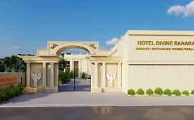 Hotel Divine Banaras By Resort